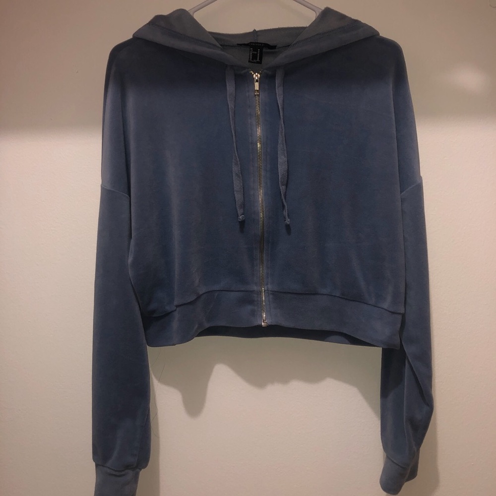 Forever 21 soft baby blue cropped zip up